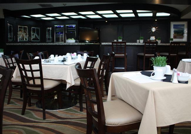 Admiral Inn Хамилтън Ресторант снимка